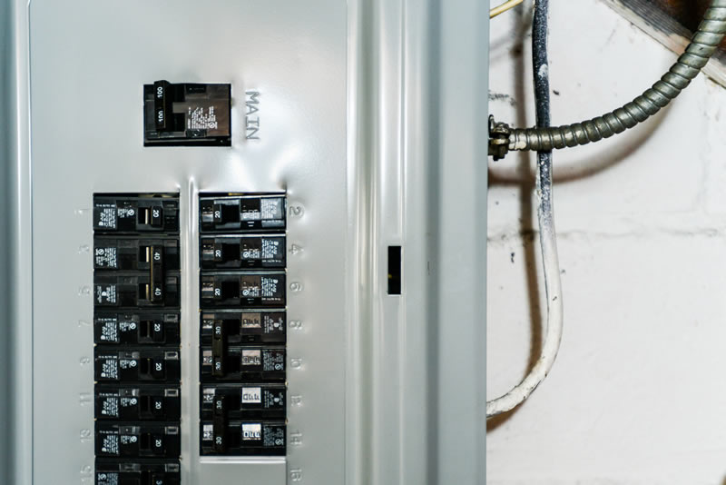 Disjuntor não passa corrente: o que o eletricista deve fazer fuse board replacement cost 